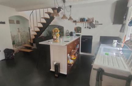 Luxury Apartment - Photo 4