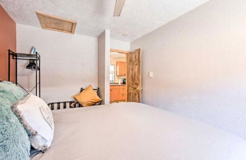 Red River Retreat Walk to Lifts, Mtn Views! - Foto 17