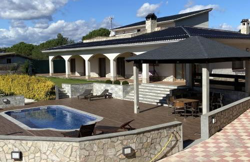 Villa in Mas Mora near Costa Brava Beaches - Photo 10