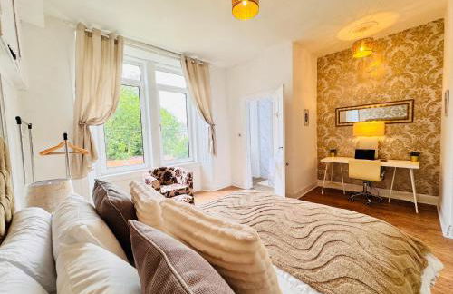 THE RESTING LION - Gourock Town Center Holiday Home Apartment - Foto 24