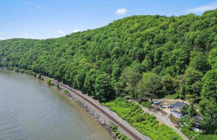 Hudson Escape W Hot Tub Bridge View - Foto 36