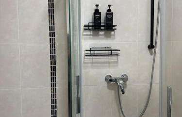 Luxus 2 Zimmer Apartment mit Stellplatz und Balkon - Foto 8