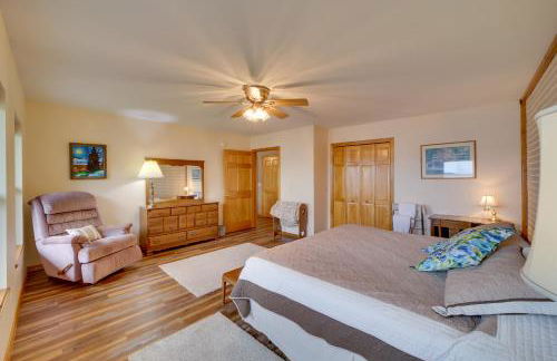 Boat Dock and Fire Pit Sunset Cove Lakefront Gem - Foto 12