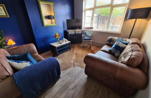 Rumer Hill House a unique boutique styled place to stay in Cannock close to A5 the McArthur Glen outlet - Foto 5