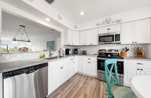 Lake House at the Beach 206 by Beachside Management - Photo 22