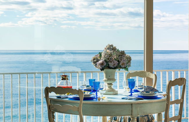 Pieds dans l'eau - Photo 1