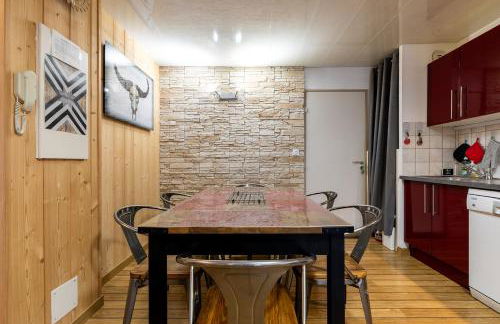 APPARTEMENT CENTRE VILLE PARKING COUVERT WIFI BALCON - Foto 5