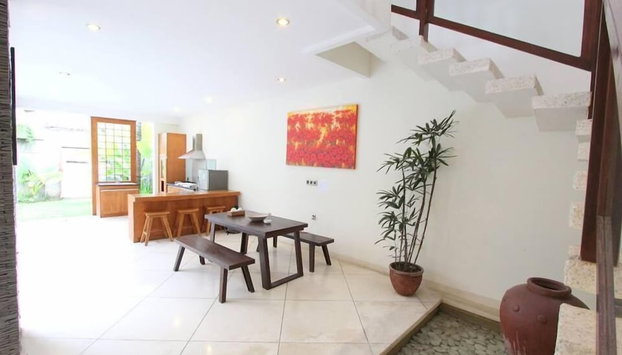 Villa Anya Seminyak - Foto 3, Servicio de comidas en la habitación