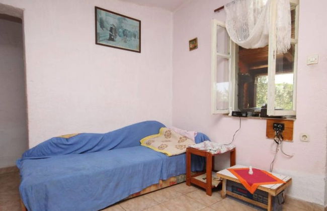 Peaceful 2-bedroom Robinson House Orca - Photo 5