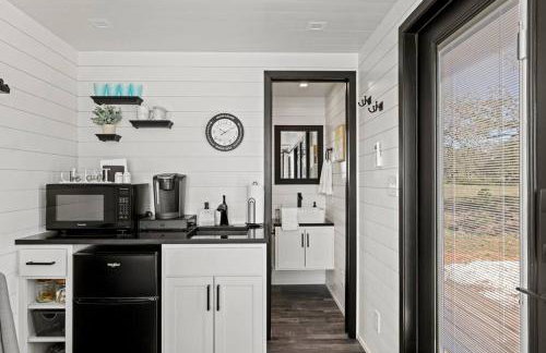 New Wilderness Hideout-cozy Container Home - Foto 6
