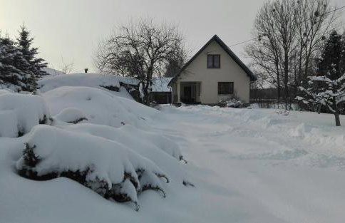 Dom w spokojnej okolicy - Foto 24