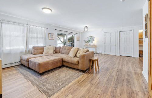 Big Sky Retreat with Overflow Unit Atop Sunapee - Foto 3