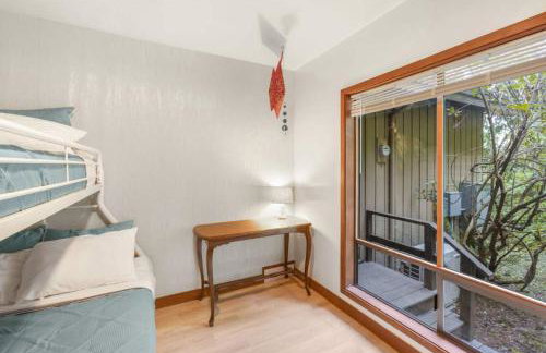 Poulsbo Waterfront Lodge with Game Room Library - Foto 41