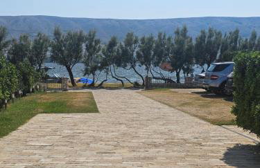 Apartments and rooms Iva - Photo 44