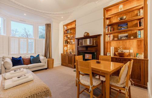 Charming 2BR flat w garden, 10min Clapham South St - Foto 12