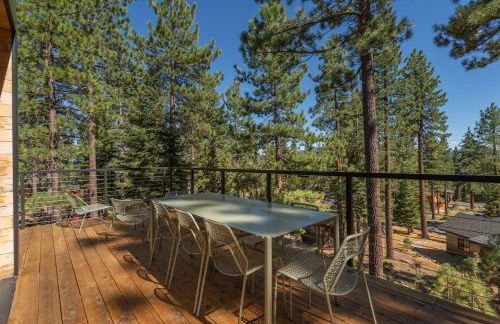 Modern Eco Retreat with Hot Tub and Views - Foto 57