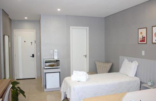 Flat aconchegante - Perto de Tudo - Vista Livre - Estacionamento privativo e Portaria 24h - Wi-Fi 600mbps - Foto 20