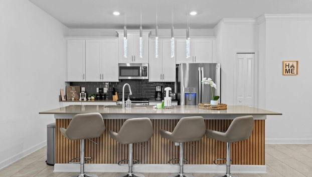 Special 4bedroom TH w Private Pool Next to Disney - Foto 3, Habitación