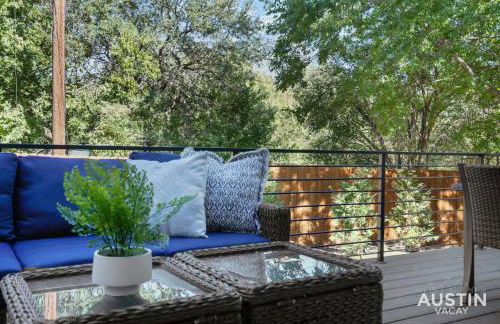 Luxurious Modernism with Private Hot Tub and Garage - Foto 10