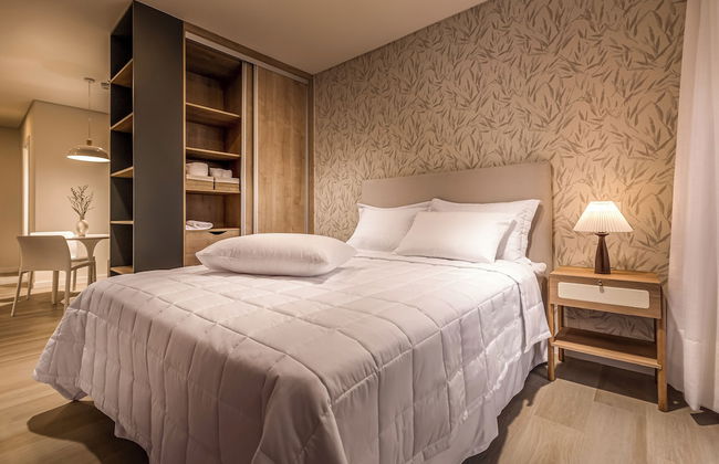 Houze Stay & Residences by AVA - Photo 5