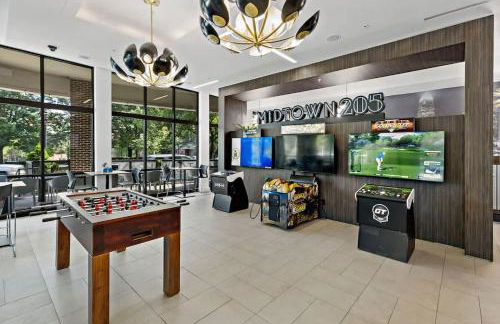 Beautiful 1BD - 5Min DT, Gym, Parking, W-D - Sleeps 6 - Foto 13