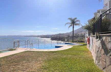 The Penthouse Panorama Exclusive Seafront Estate - Photo 52