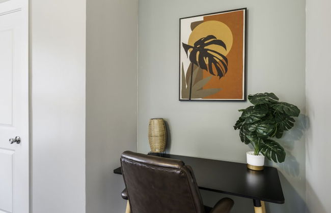 4 Queen Beds High Speed Wifi Private Parking - Foto 26