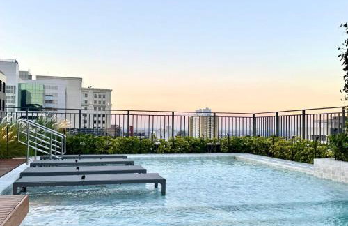 New Go Carlos Gomes Apartamento com Suíte e Linda Piscina no Rooftop 24h - Foto 3