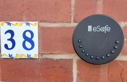 The Lawrence, Redcar - 2 Bedroom Victorian House - Free On-Street Permit Parking, Fast Wifi, Virgin TV - Perfect for Contractors, Families and Couples - Foto 24