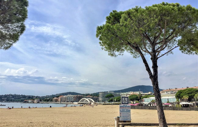 3 bedroom Apartment in Sainte-Maxime with terrace - Foto 19