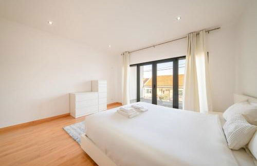 GuestReady - Charming family retreat with pool - Photo 5