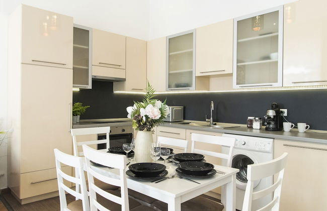 Real Apartments Revay - Foto 13