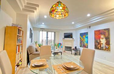 Studio City Chic Large Contemporary Condo - Foto 6