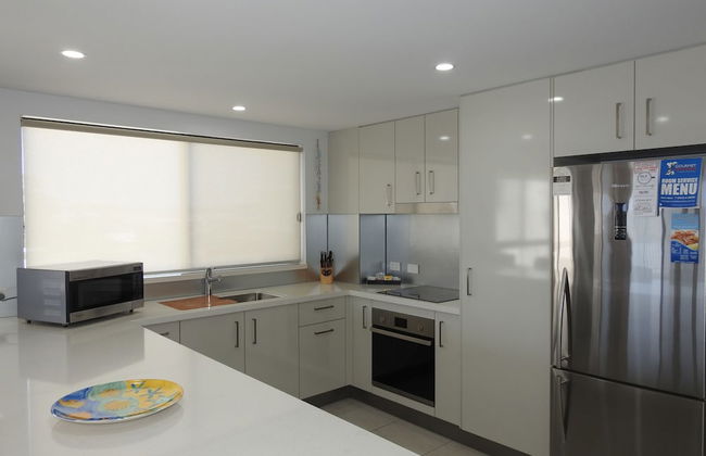 On The River Apartments - Photo 23