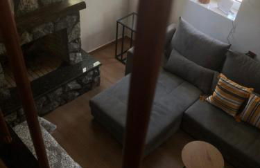 Emmeleia's - Photo 12