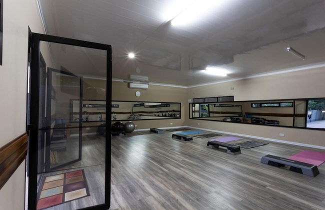 Fallsway Apartments Burley Court - Photo 4