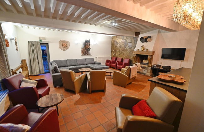 Lovely Holiday Home in Marche-en-Famenne with Hot Tub - Photo 15