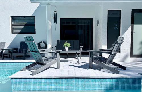 The Miami Grove Oasis - Photo 11