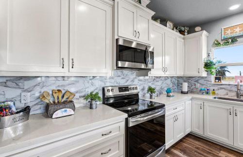 Steps to the Beach l Modern Interior - Foto 12