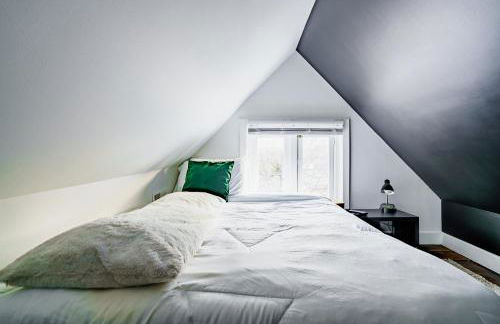 Jungle House Luxury Homes - Columbus Downtown Short North - Steps to Convention Center & Nationwide Arena - Sleeps up to 11 - Free Parking - Over 5,800 Five Stars - Foto 32