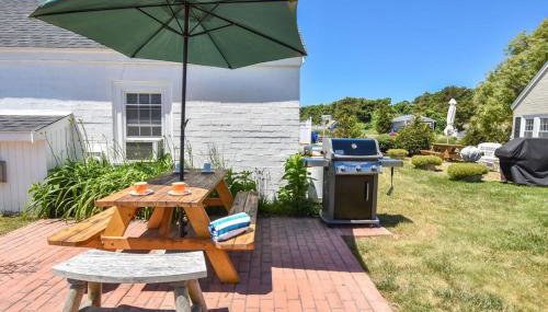 Across from Mayo beach walk to downtown - Foto 3