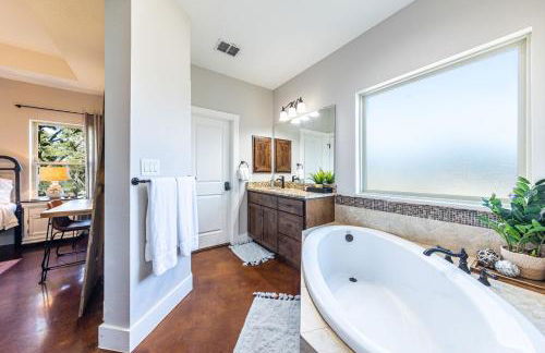 Hilltop Hideaway-Rest, Relax, Reconnect! - Foto 59