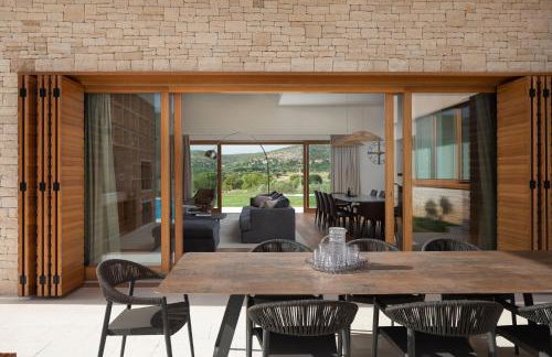 Luxury Villa Silence with Heated Pool - Photo 9