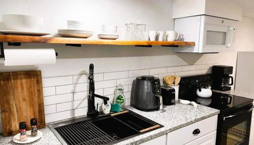 1BR Apt 9 min to Integris Monthly 20 Off #C2 - Foto 3, stove, toaster