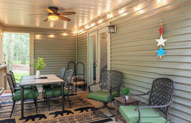 Bear Trail Chalet by Avantstay Retreat w/ Outdoor Living Deck & Fire Pit - Foto 118