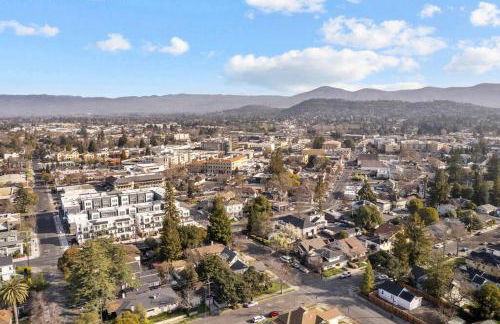 Downtown Napa HOT TUB Retreat - 3 Bed l 2 bath - Foto 16