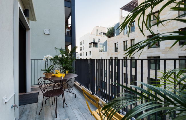 Contemporary & Texture-Rich Hideaway - Foto 22