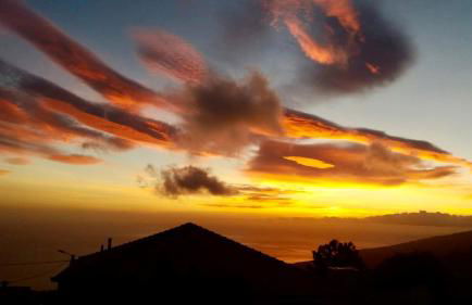 Casa da Relva com Piscina Aquecida Interna - Foto 42