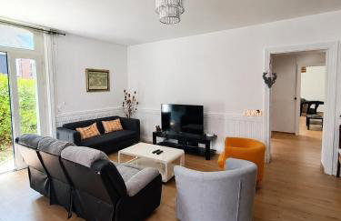 Grand gîte 150 m2 - 4 chambres - Salle de jeux avec billard et fléchettes - Foto 1