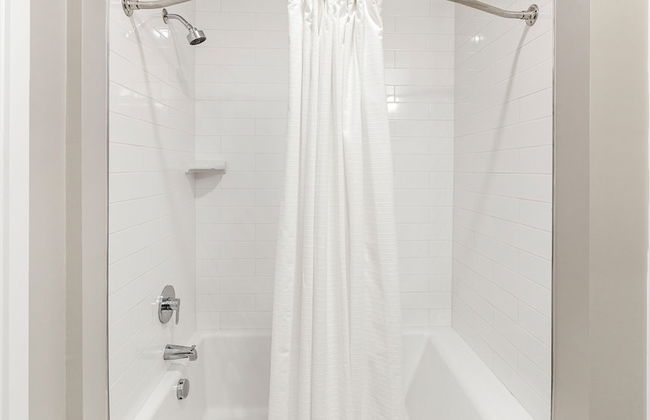 Landing Dry Creek Apartments - Photo 36